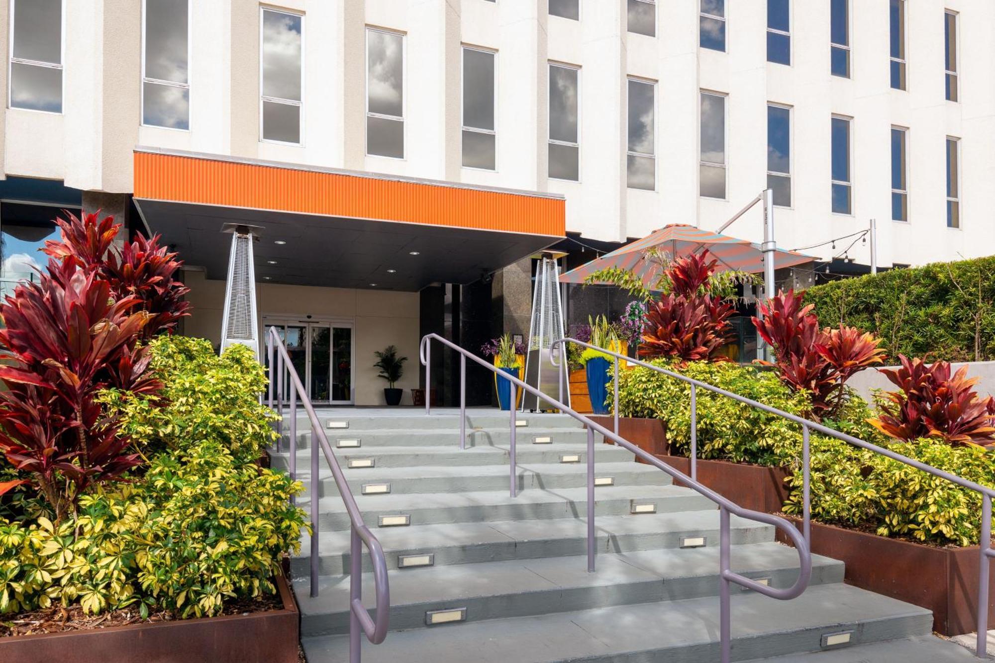 Отель Aloft Orlando Downtown Экстерьер фото